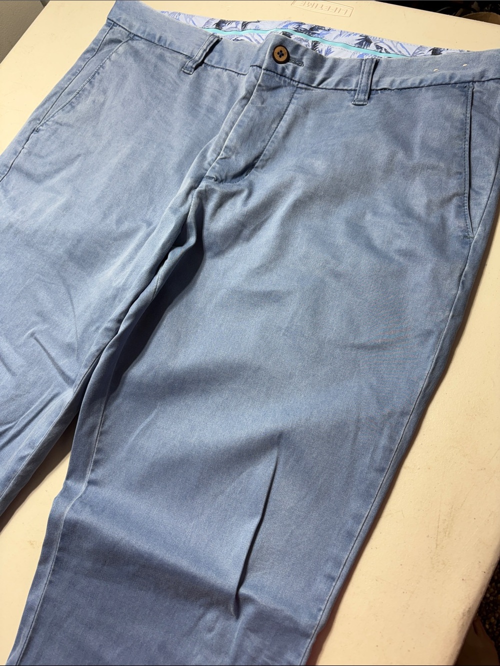Tommy Bahama Borcay Chinos 36x30